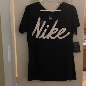 NWT Nike women’s dry fit shirt- Size: Large